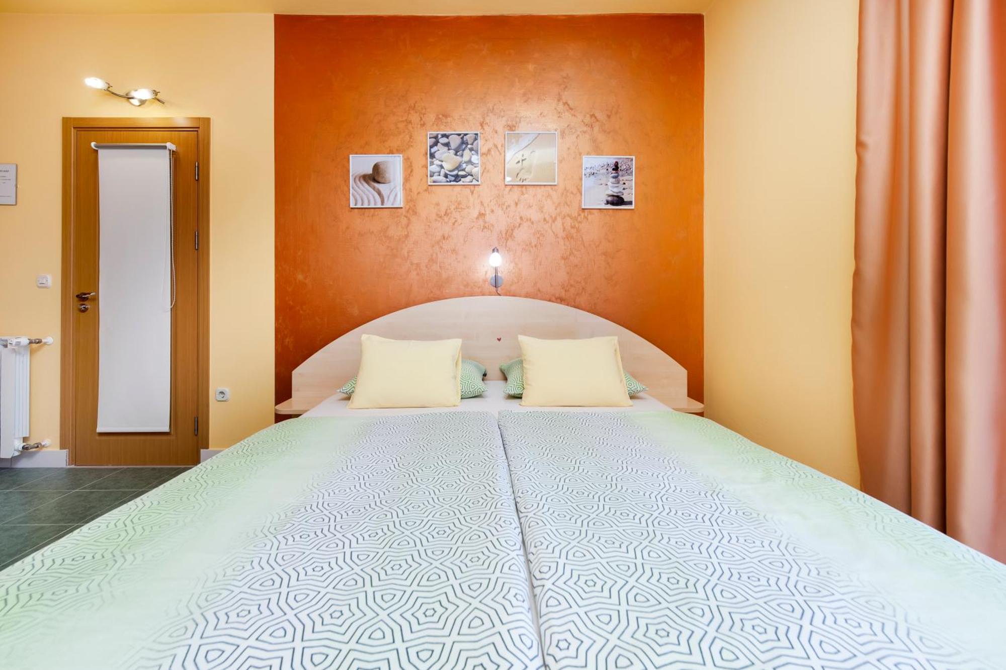 Apartments Erik B&B Adults Only Rovigno Esterno foto