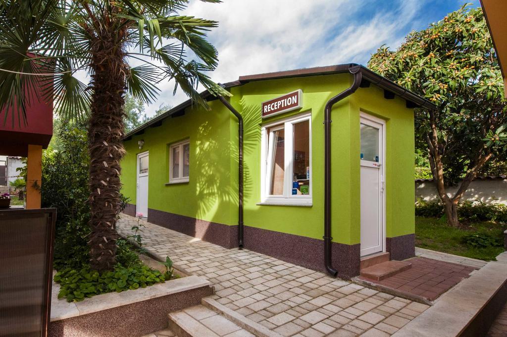 Apartments Erik B&B Adults Only Rovigno Esterno foto