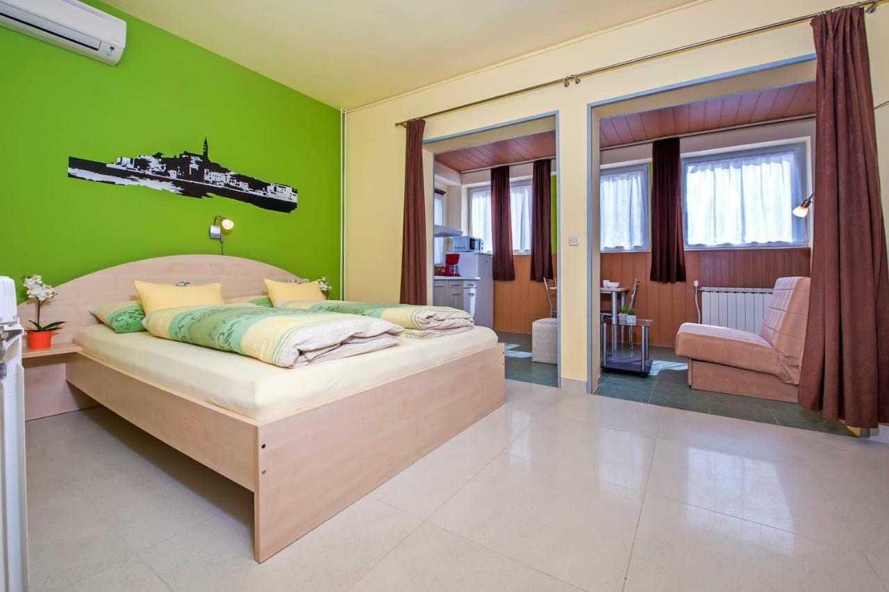 Apartments Erik B&B Adults Only Rovigno Esterno foto